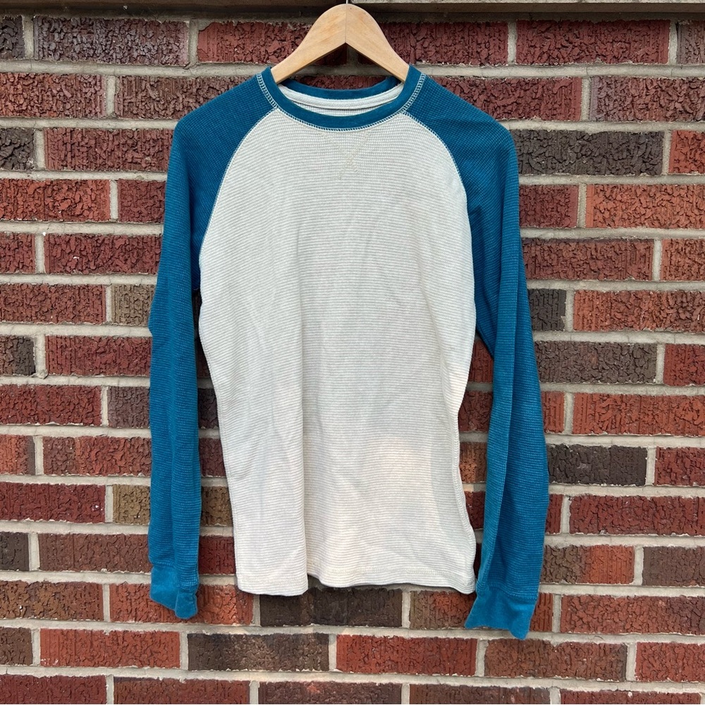 Roebuck & Co. Cream and Blue Waffle Knit Long Sleeve Shirt